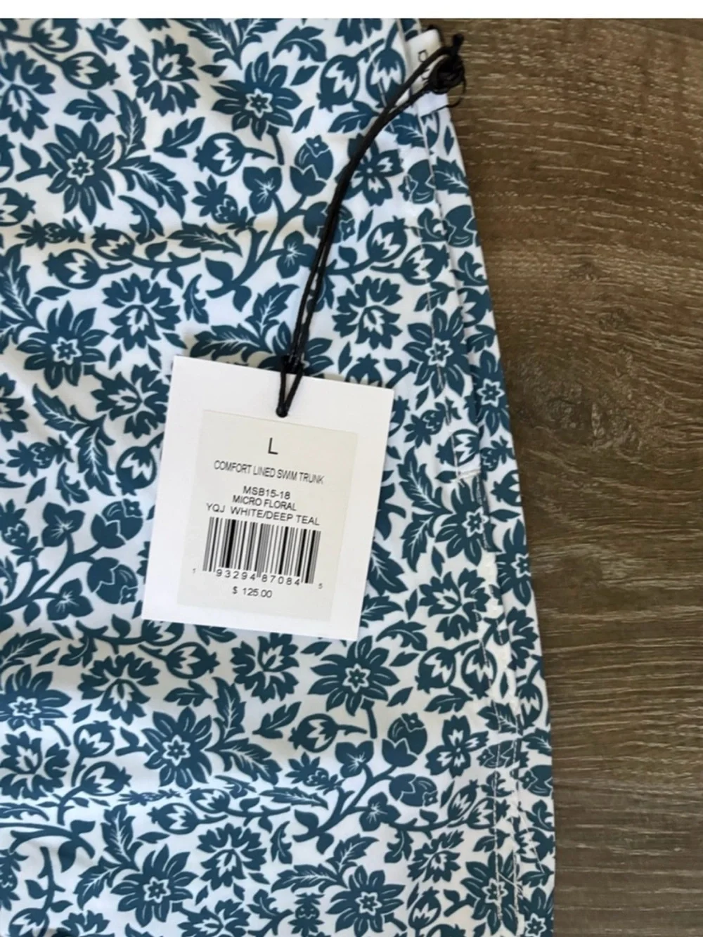 Onia Comfort Lined Swim Trunks - Micro Floral Size Large NEW!